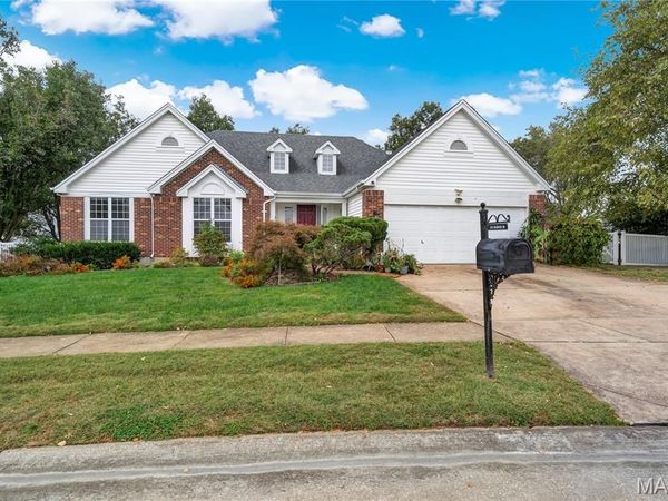 952 Sajakeed Drive , Mehlville, MO 63129