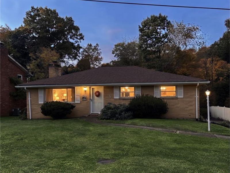 237 Alfred Drive, Wintersville, OH 43953 Photo 4