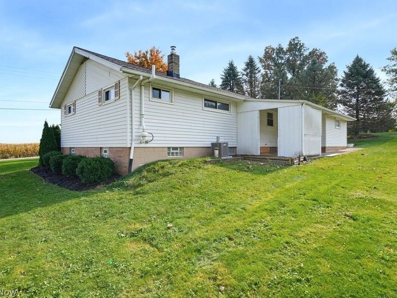 4701 California Avenue, Louisville, OH 44641 Photo 4