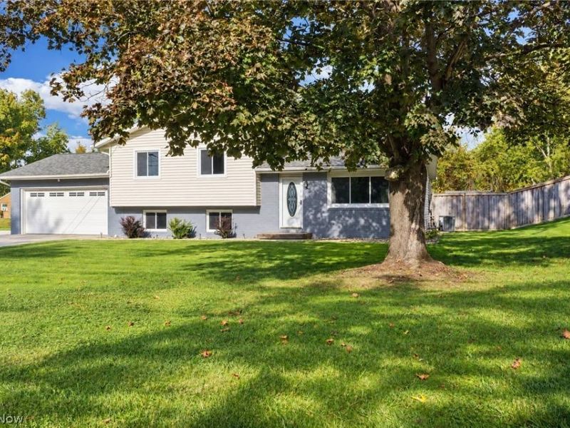 427 Brian Drive, Tallmadge, OH 44278 Photo 3