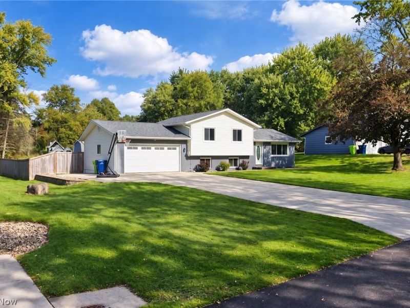 427 Brian Drive, Tallmadge, OH 44278 Photo 5
