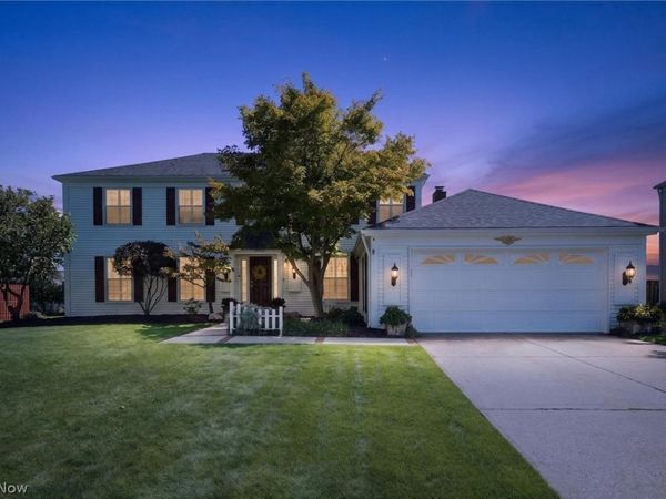 17167 Misty Lake Drive , Strongsville, OH 44136