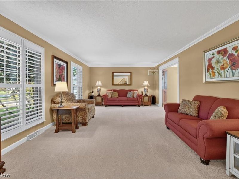 17167 Misty Lake Drive, Strongsville, OH 44136 Photo 8
