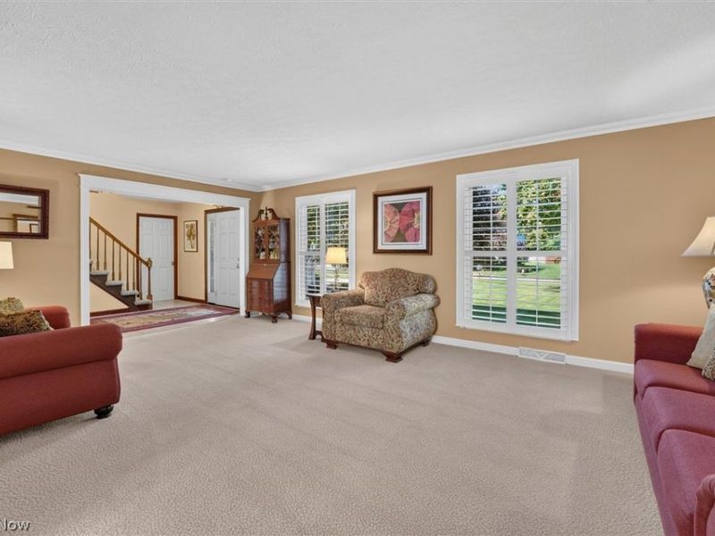 17167 Misty Lake Drive, Strongsville, OH 44136 Photo 9