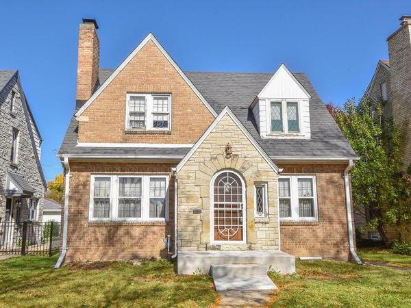 8850 Stickney AVENUE, Wauwatosa, WI 53226