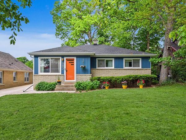 343 N 115th STREET, Wauwatosa, WI 53226