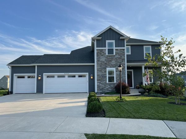 W227N7909 Tamarack COURT, Sussex, WI 53089