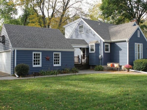 13325 W North AVENUE, Brookfield, WI 53005