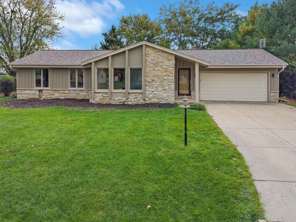 707 Old Prospectors TRAIL, Eagle, WI 53119