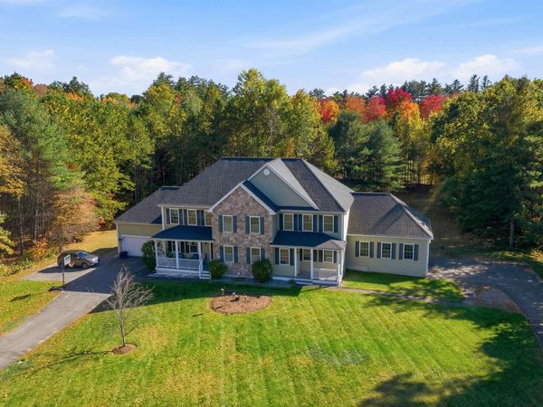 9 Lilac Court, Litchfield, NH 03052