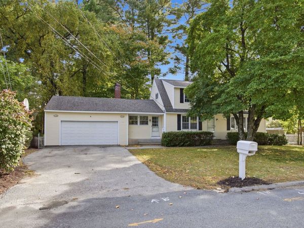 3 Alice Drive, Nashua, NH 03063