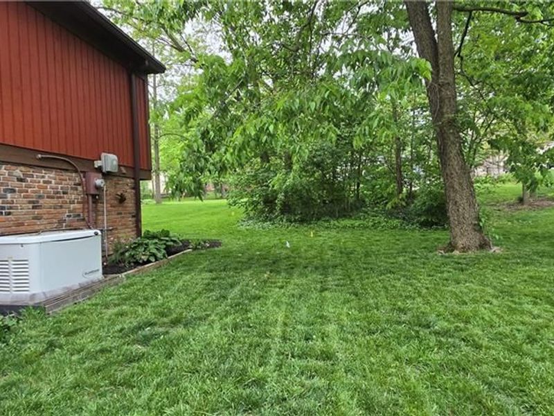 7577 Whitehall Circle, West Chester, OH 45069 Photo 24