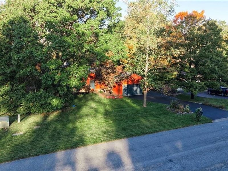 7577 Whitehall Circle, West Chester, OH 45069 Photo 6