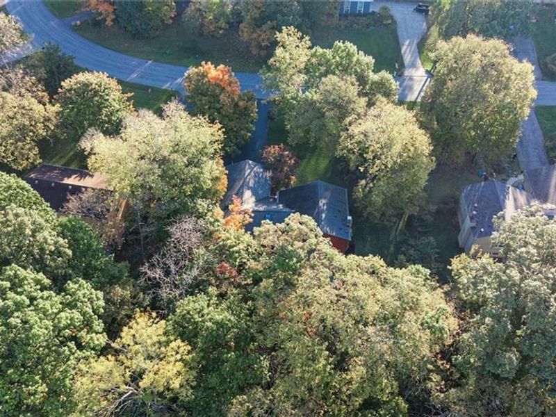 7577 Whitehall Circle, West Chester, OH 45069 Photo 9