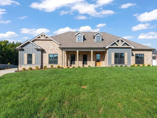 120 Denton Ct , Clarksville, TN 37043