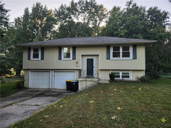 10506 N Baltimore Avenue, Kansas City, MO 64155