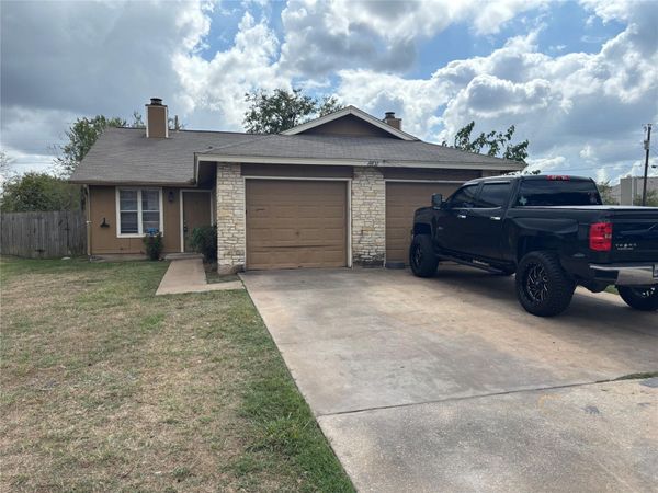 801 Country Aire DR , Round Rock, TX 78664