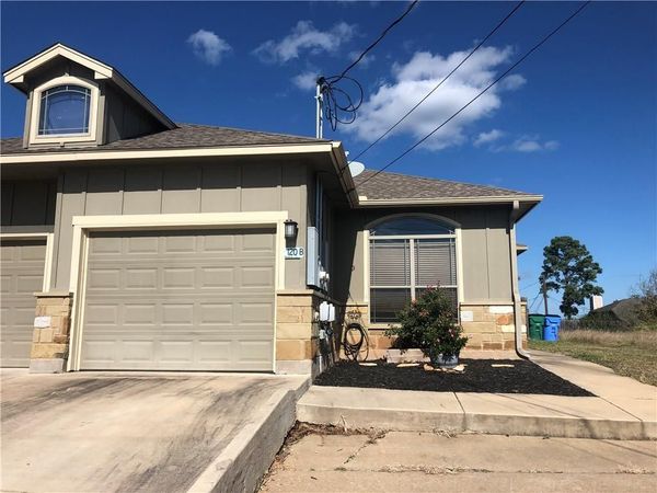 120 Pahala CT , Unit B, Bastrop, TX 78602