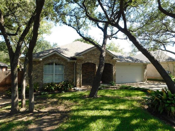 5812 Pecanwood LN , Austin, TX 78749