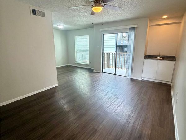 8017 Gessner DR , Unit 212, Austin, TX 78753