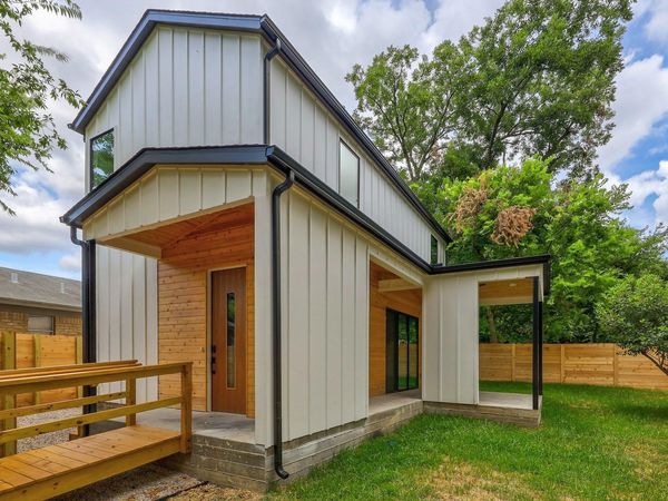 2104 Columbia CV , Unit B, Austin, TX 78723