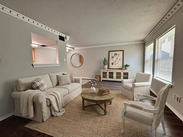 2124 Burton DR , Unit 130, Austin, TX 78741