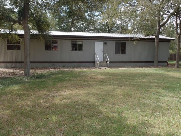 150 Mandy LN , Red Rock, TX 78662