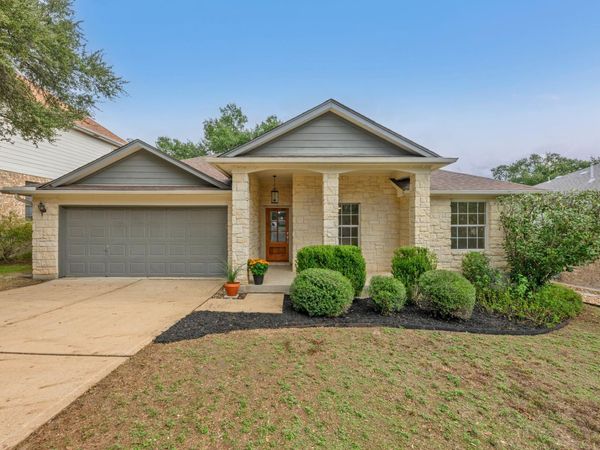 5706 Pecanwood LN , Austin, TX 78749