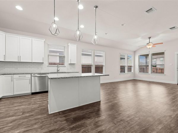 120 Cascata WAY, Liberty Hill, TX 78642