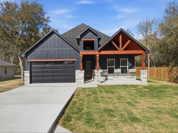 232 Waikakaaua DR , Bastrop, TX 78602