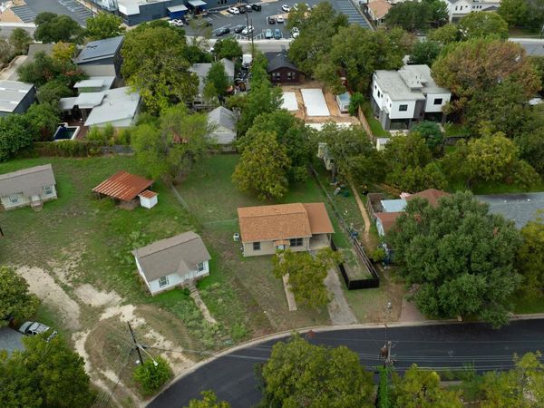 4906 Lynndale DR , Austin, TX 78756