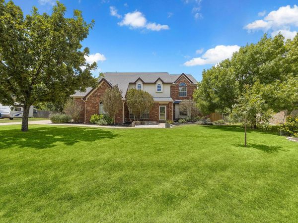 1216 Meadowild DR , Round Rock, TX 78664