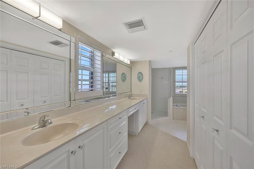 9577 Gulf Shore Dr , Unit 704, Naples, FL 34108 Photo