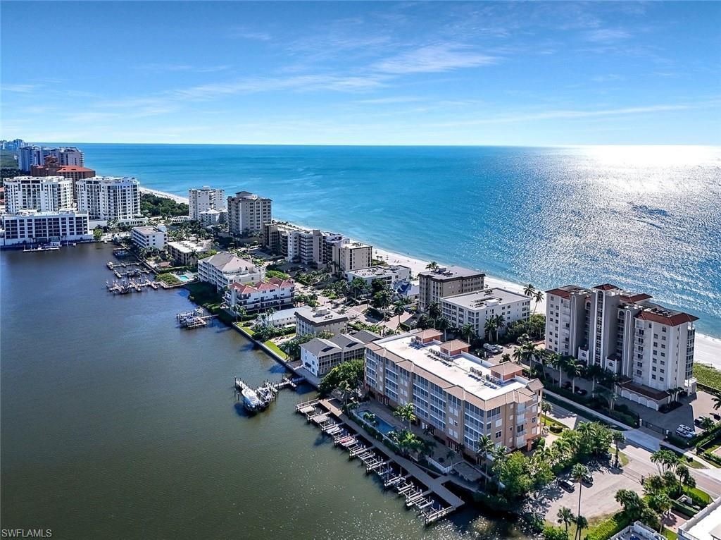 9577 Gulf Shore Dr , Unit 704, Naples, FL 34108 Photo