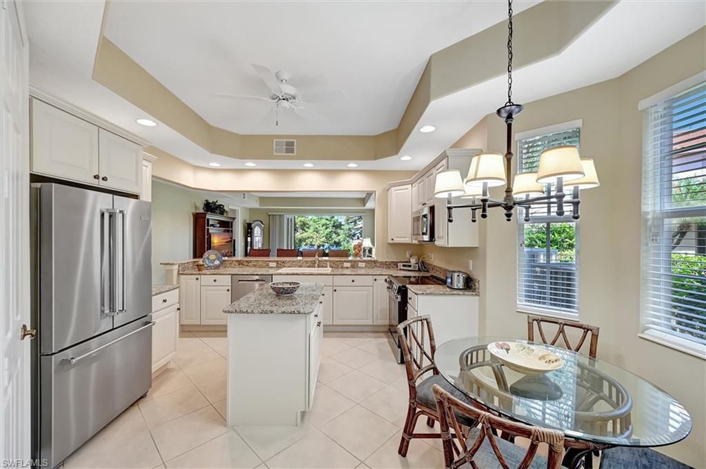 6433 Legacy Cir , Unit 1302, Naples, FL 34113 Photo