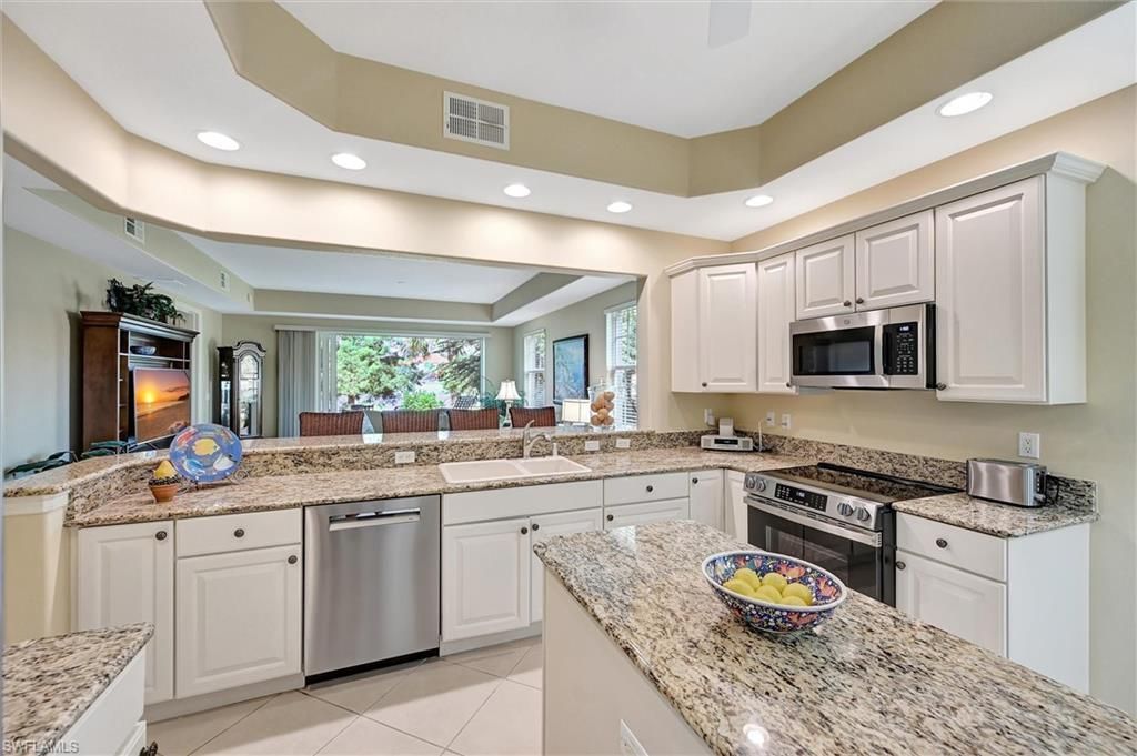 6433 Legacy Cir , Unit 1302, Naples, FL 34113 Photo