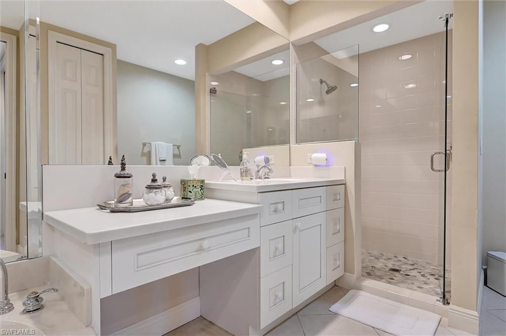 6433 Legacy Cir , Unit 1302, Naples, FL 34113 Photo