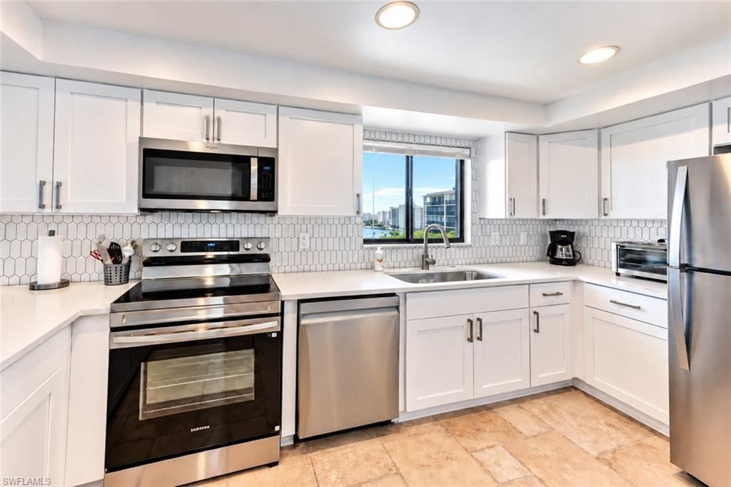 26131 Hickory Blvd , Unit 10B, Bonita Springs, FL 34134 Photo