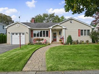 4 Lincoln Street Garden City, NY 11530