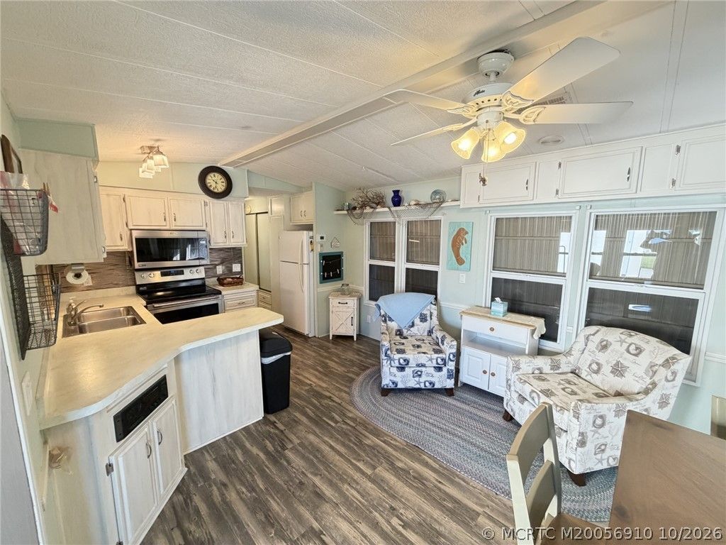 185 Nettles Boulevard , Jensen Beach, FL 34957 Photo