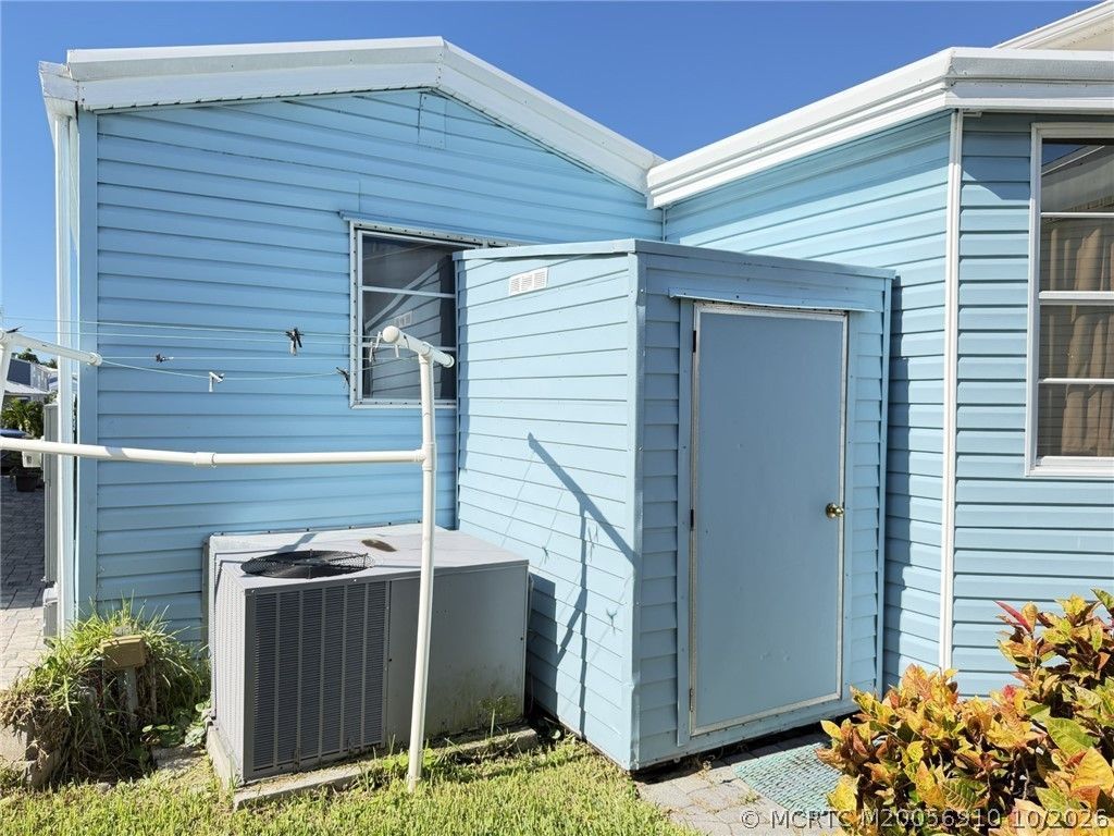 185 Nettles Boulevard , Jensen Beach, FL 34957 Photo