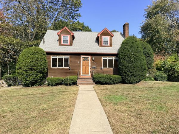 484 Elm Street, Braintree, MA 02184