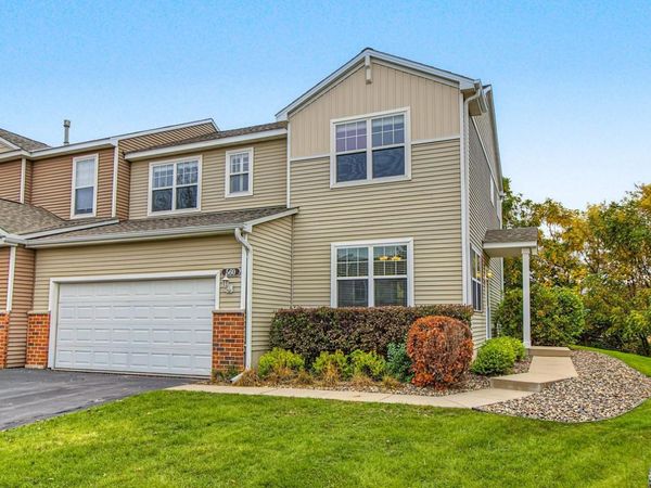 560 Ravencroft Road, Waconia, MN 55387