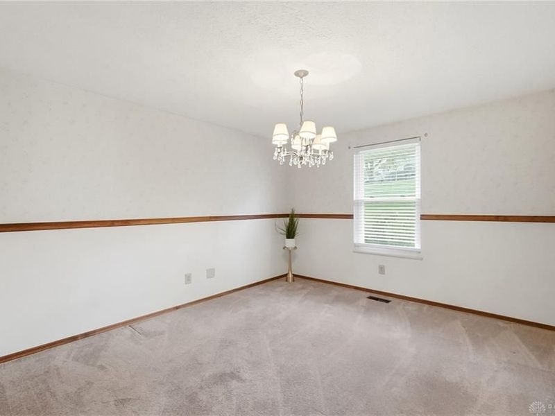 7600 Rainview Court, Dayton, OH 45424 Photo 11
