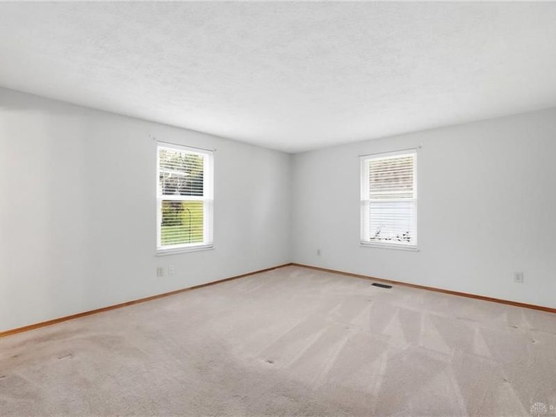 7600 Rainview Court, Dayton, OH 45424 Photo 24