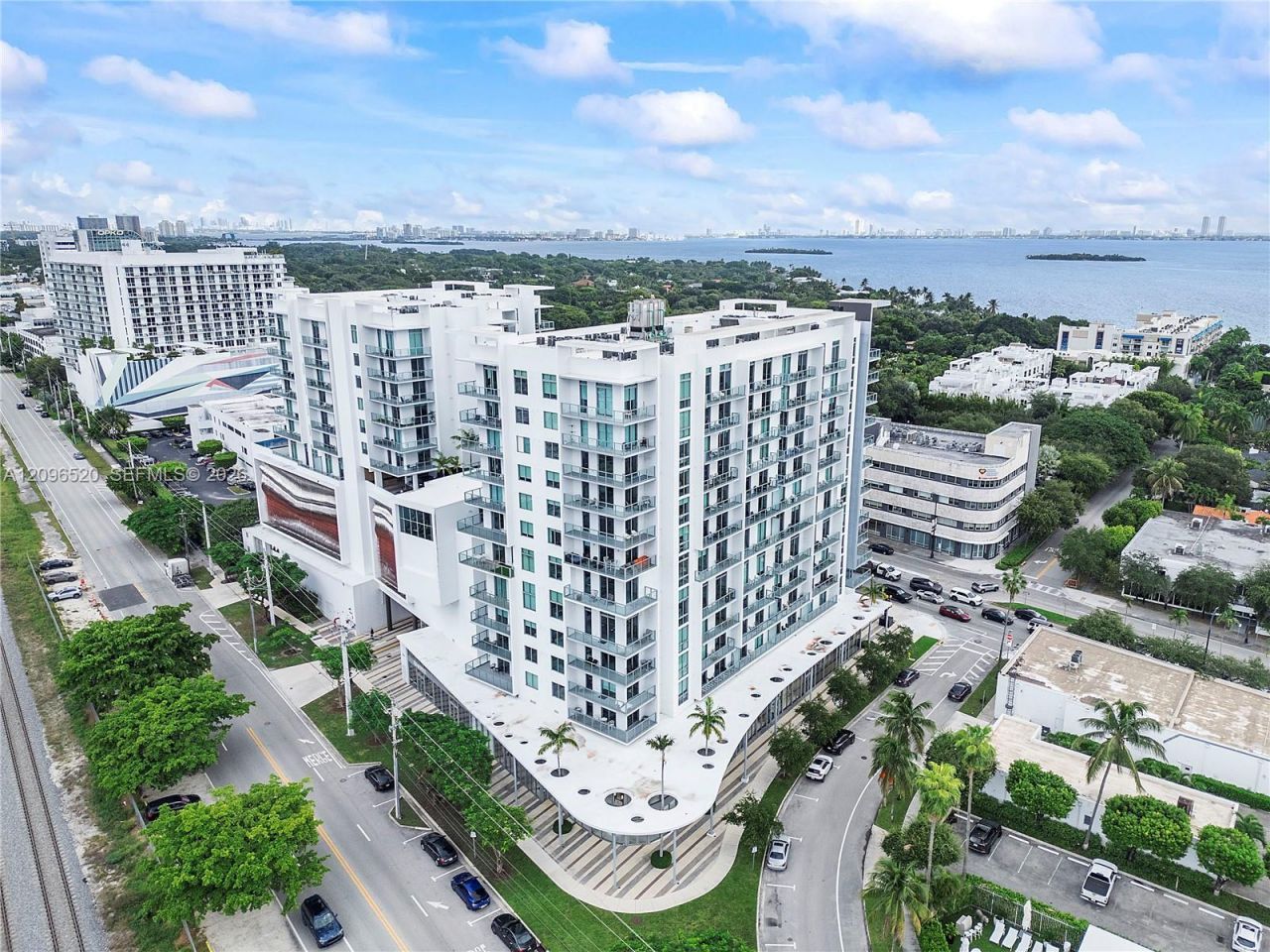 3900 Biscayne Blvd , Unit S-702, Miami, FL 33137 Photo
