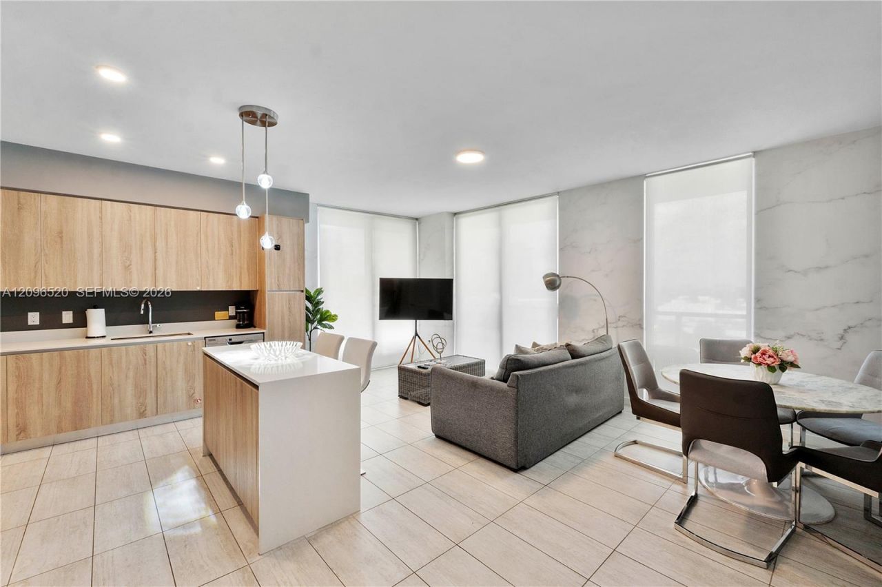 3900 Biscayne Blvd , Unit S-702, Miami, FL 33137 Photo