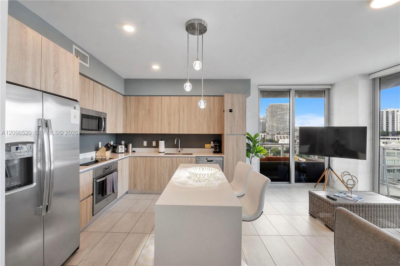 3900 Biscayne Blvd , Unit S-702, Miami, FL 33137 Photo