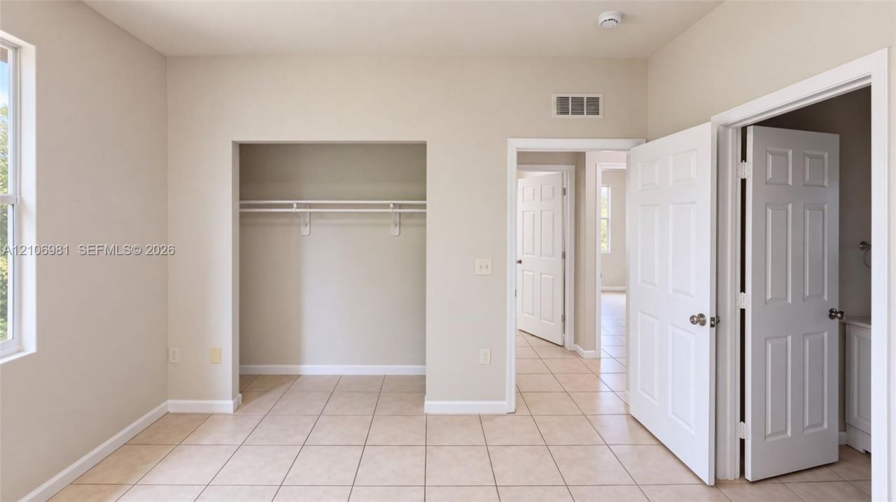 1295 N Railroad Ave , Boynton Beach, FL 33435 Photo