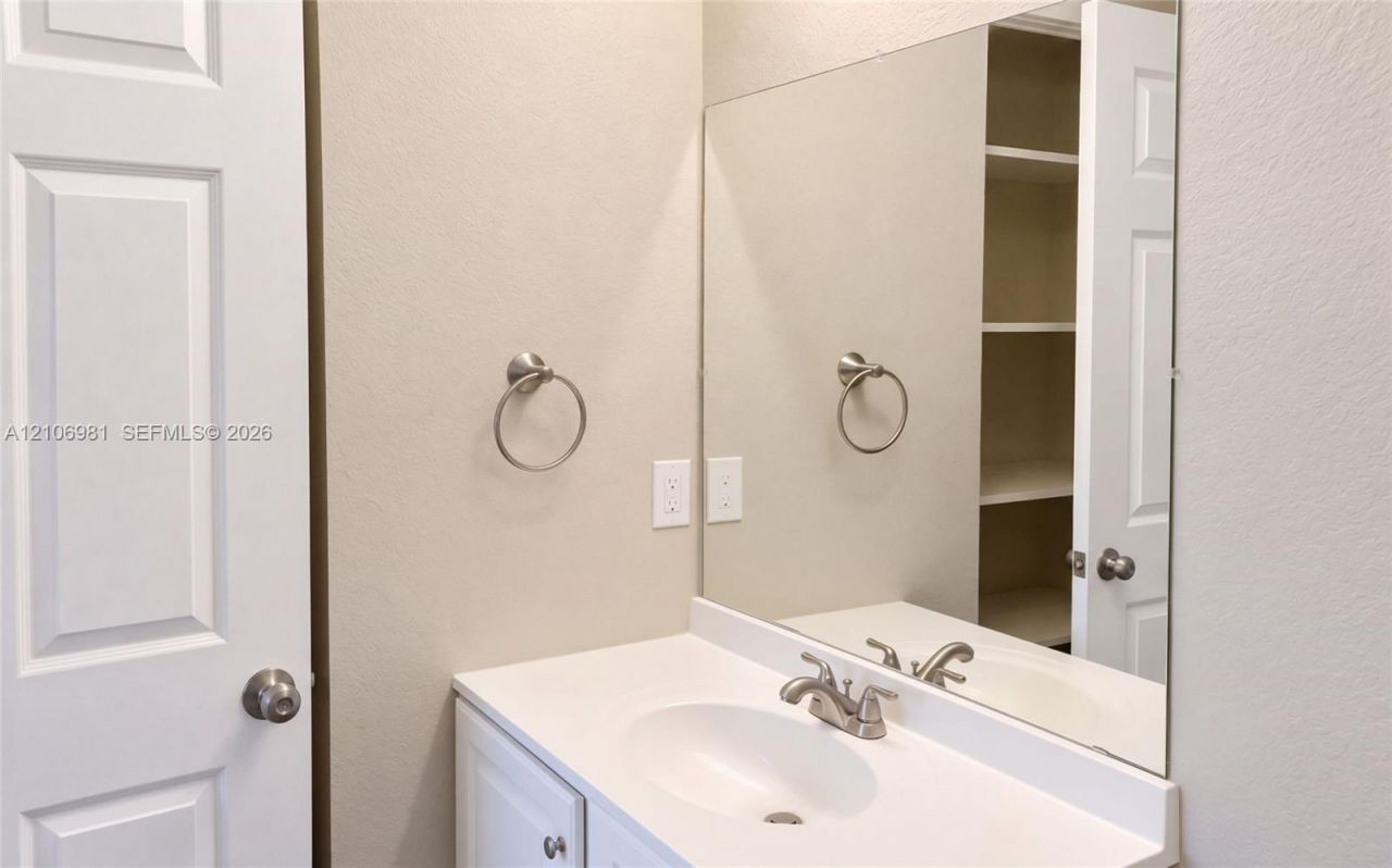 1295 N Railroad Ave , Boynton Beach, FL 33435 Photo